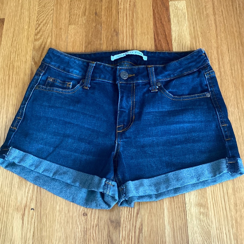 Juniors denim blue shorts